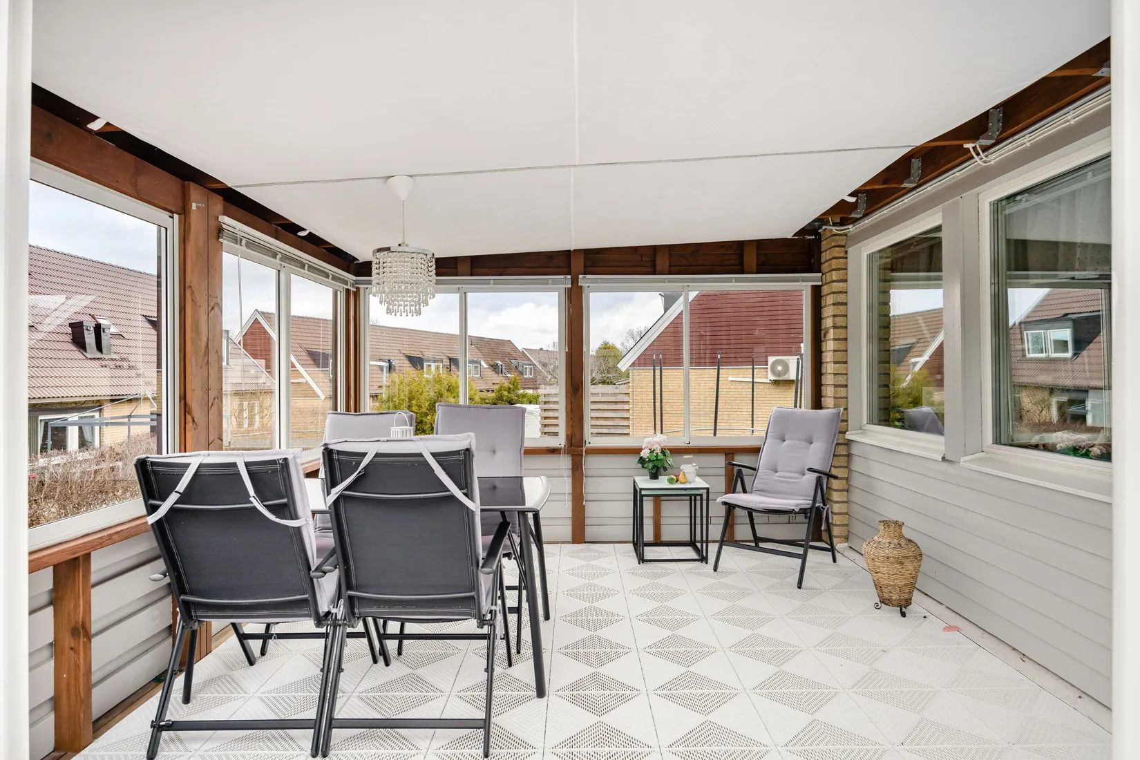 Villa, Radhus, Hagavägen 49, Ormsta, Vallentuna