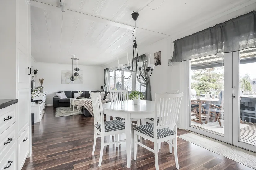 Villa, Vendelsö skolväg 108, Haninge