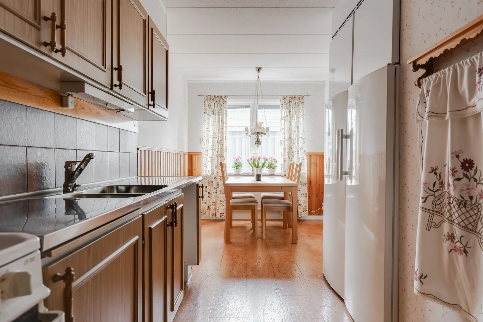 Villa, Radhus, Romansgatan 46, Hestra, Borås