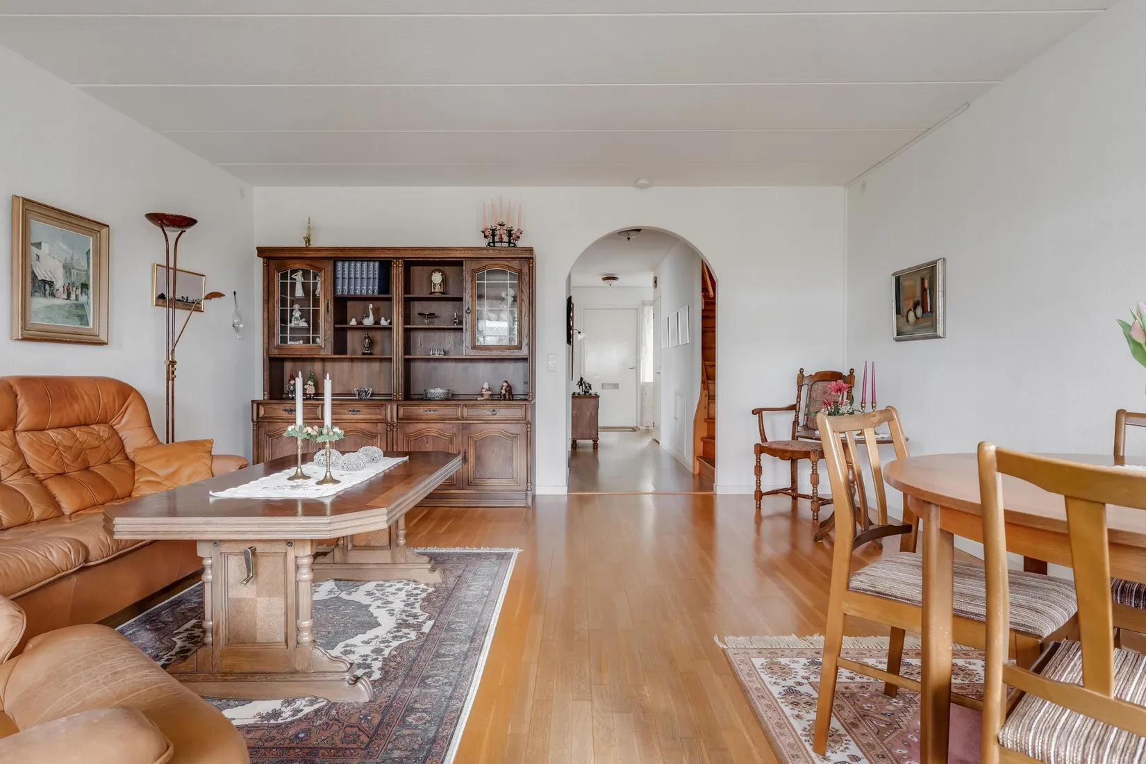 Villa, Radhus, Romansgatan 46, Hestra, Borås