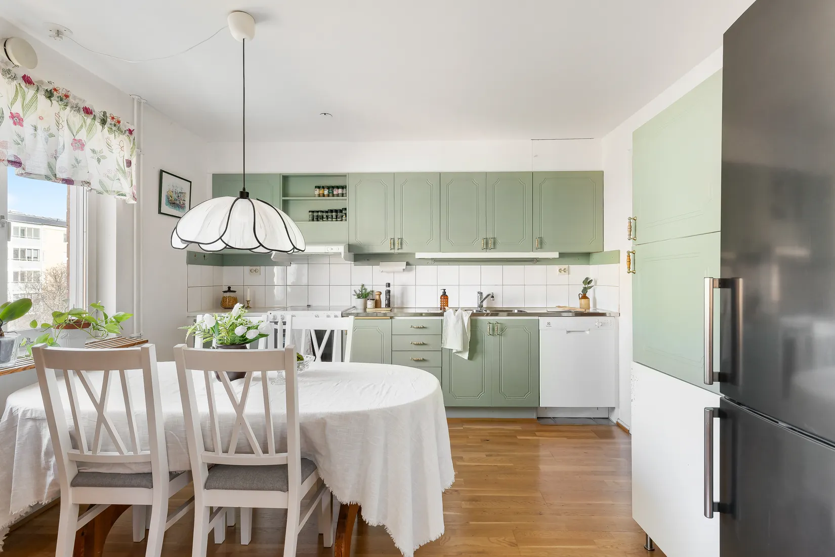 Bostadsrätt, Kvartalsvägen 20, 3tr, Jakobsberg, Järfälla