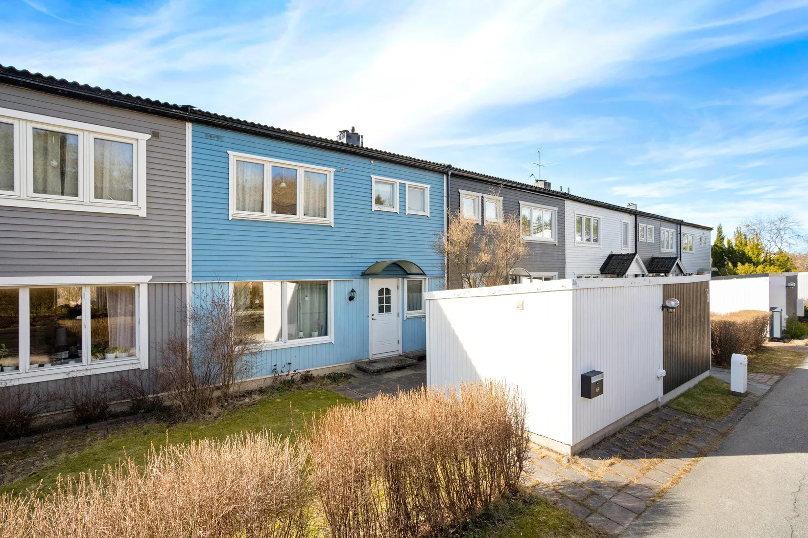 Villa, Radhus, Andebodavägen 169, Viksjö, Järfälla