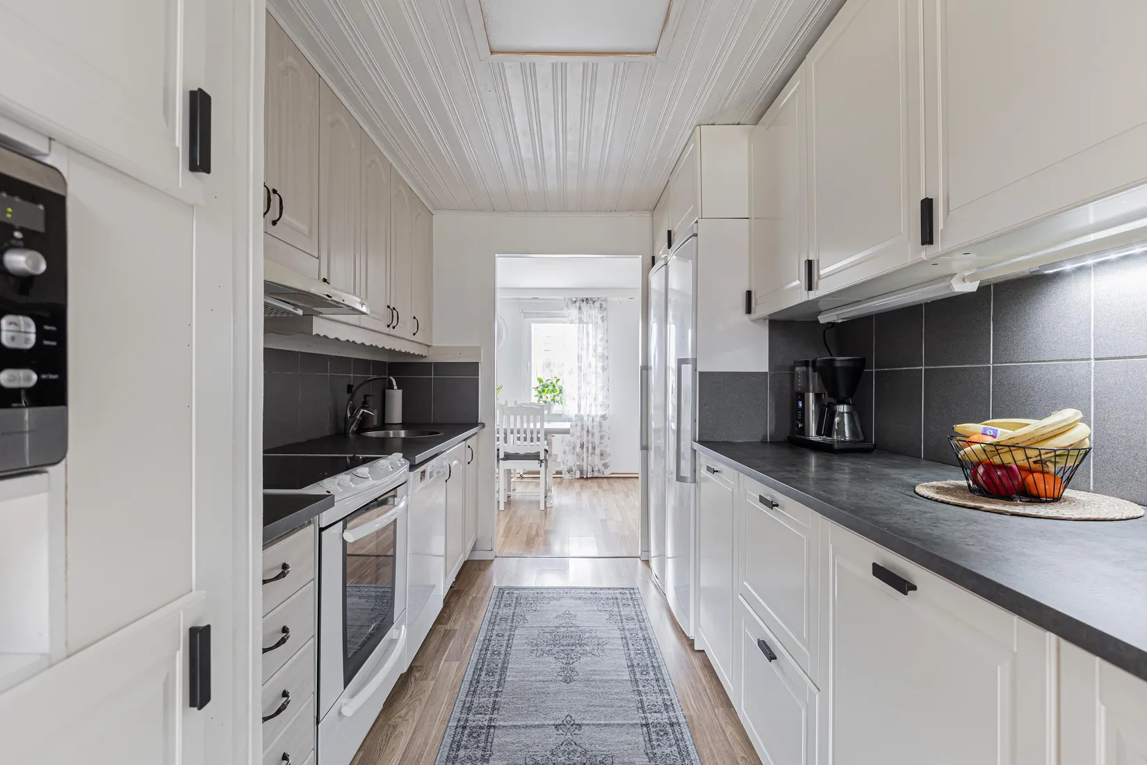 Villa, Valsarvägen 1, Ramnäs, Surahammar