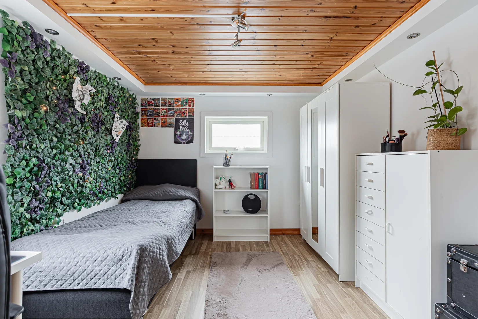 Villa, Valsarvägen 1, Ramnäs, Surahammar