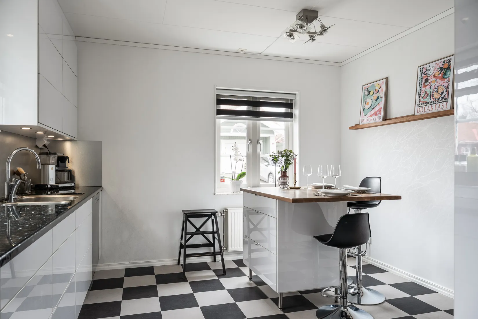 Villa, Radhus, Minnesotavägen 9, Sandsbro, Växjö