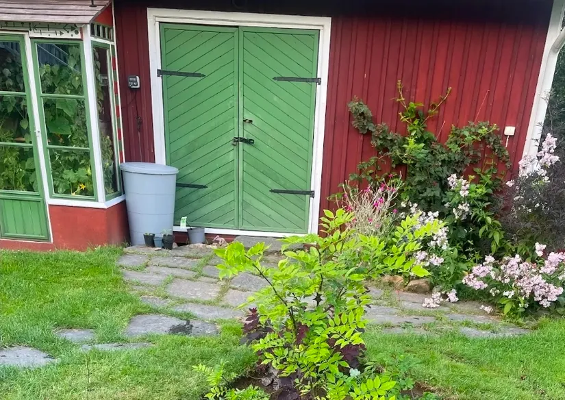 Fritidshus, Adress dold tillsvidare, Mark