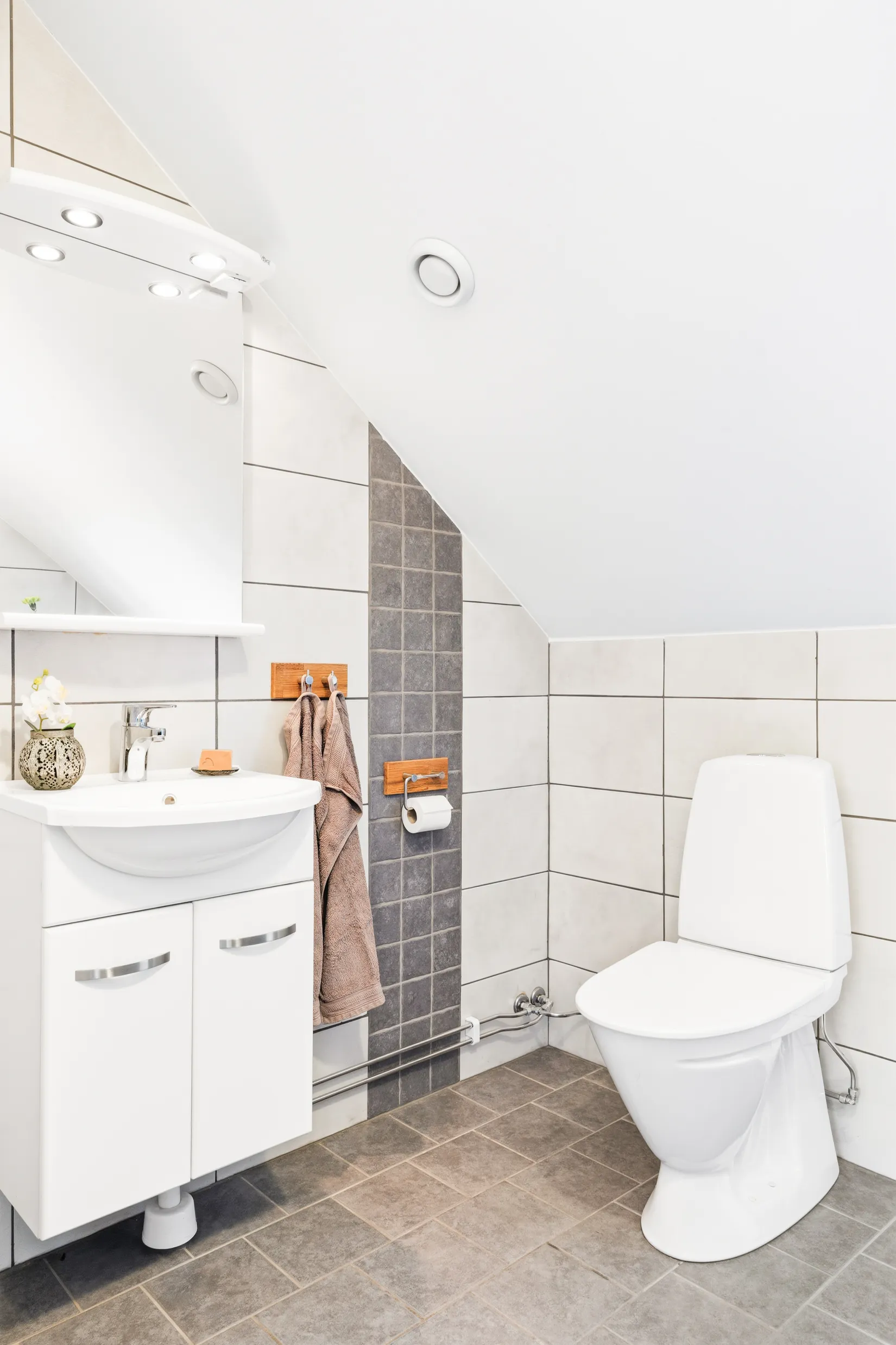 Villa, Vårgränd 8, Smålandsstenar, Gislaved