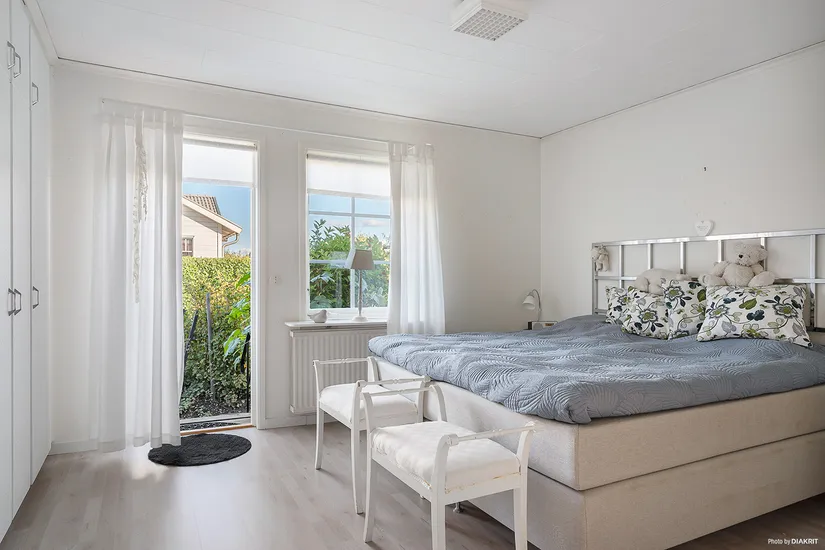 Villa, Radhus, Blåsippestigen 16, Karlberg, Varberg