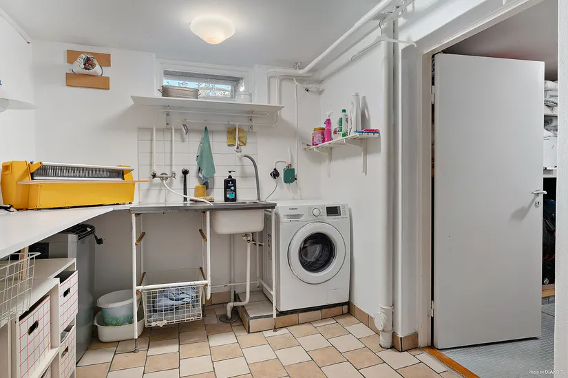 Villa, Radhus, Blåsippestigen 16, Karlberg, Varberg