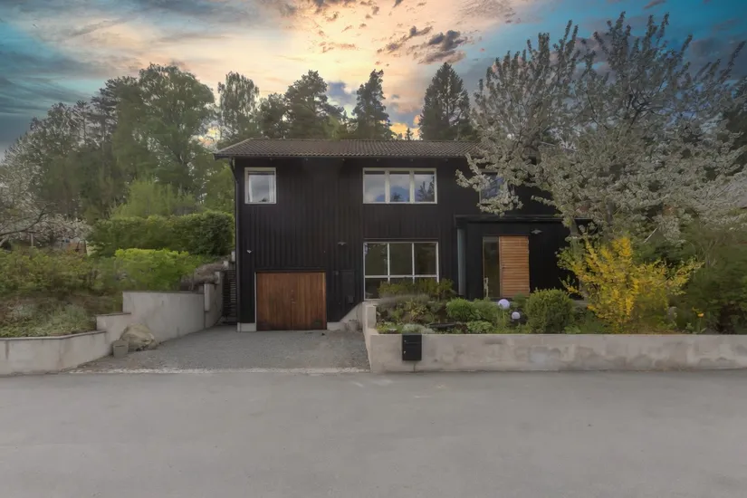 Villa, Sportvägen 29, Ensta, Täby