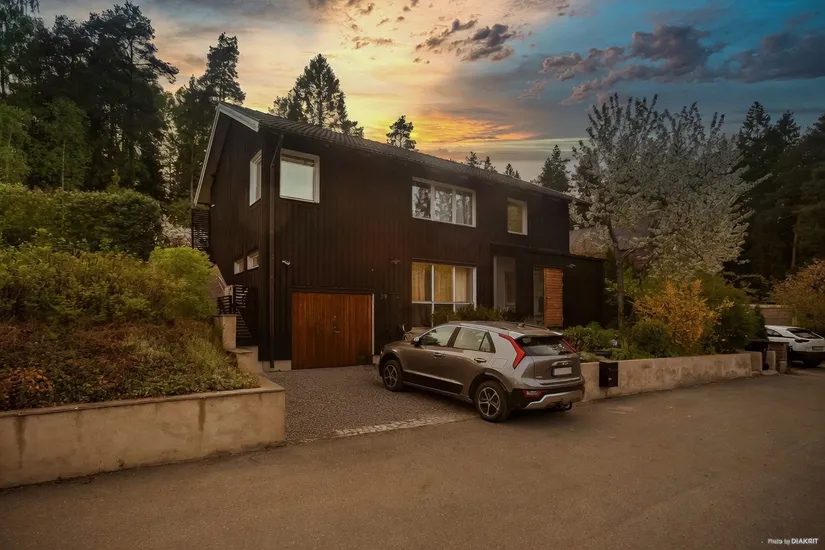 Villa, Sportvägen 29, Ensta, Täby