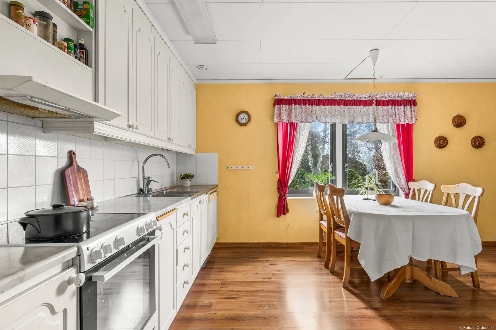 Villa, Fabriksgatan 42, Backarna, Sjöbo