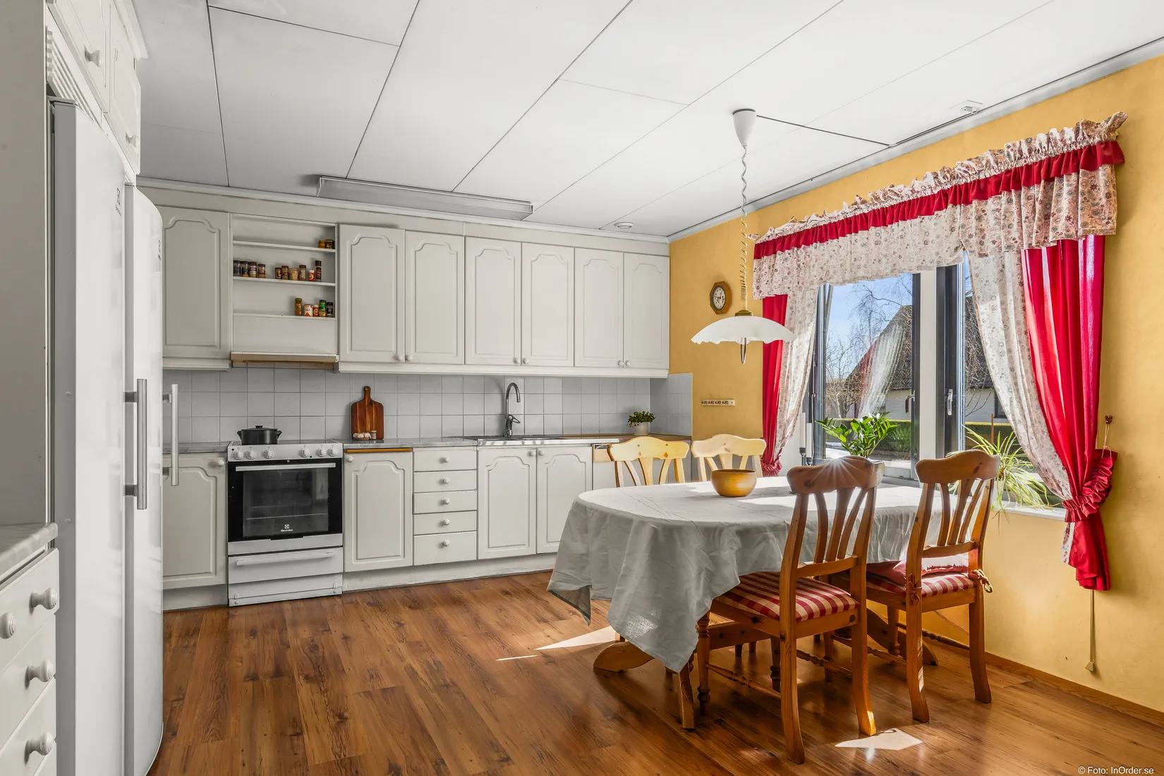 Villa, Fabriksgatan 42, Backarna, Sjöbo