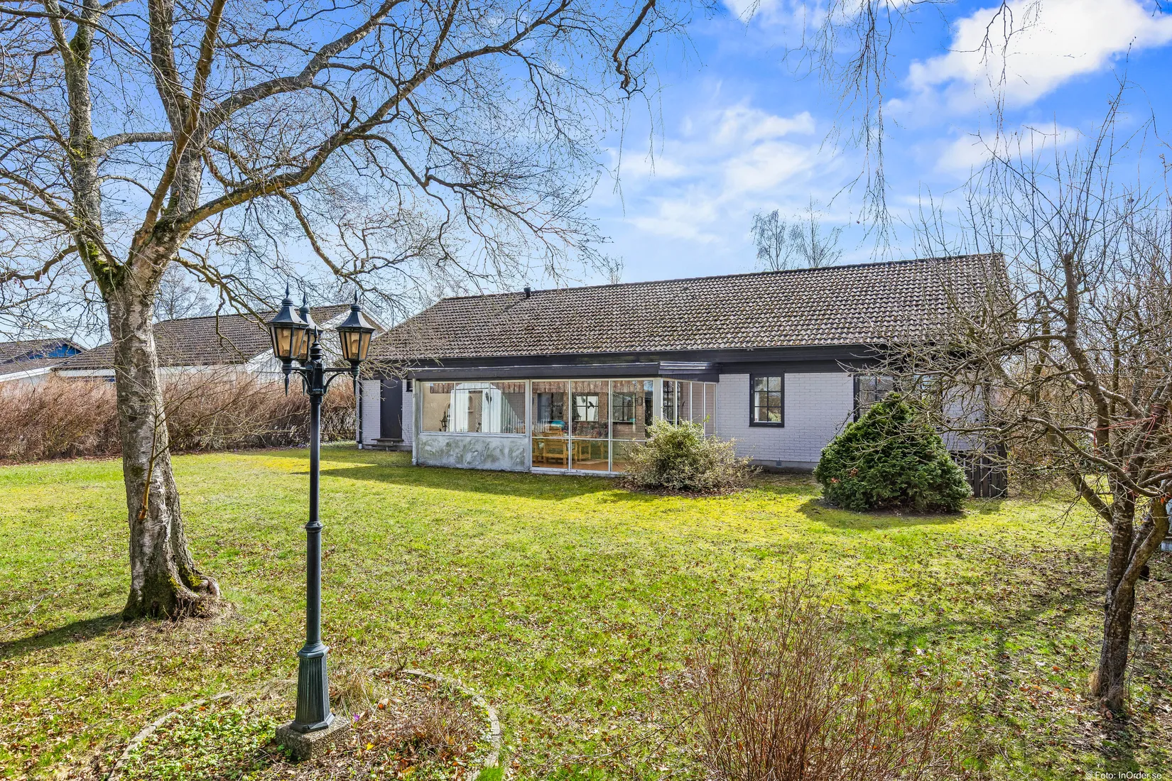 Villa, Fabriksgatan 42, Backarna, Sjöbo