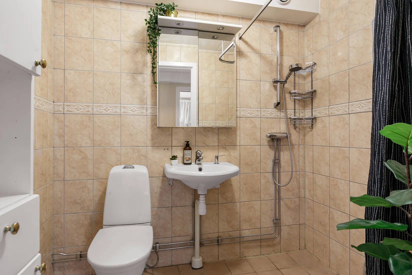 Radhus, Hövdingavägen 19C, Södra Bomhus, Gävle