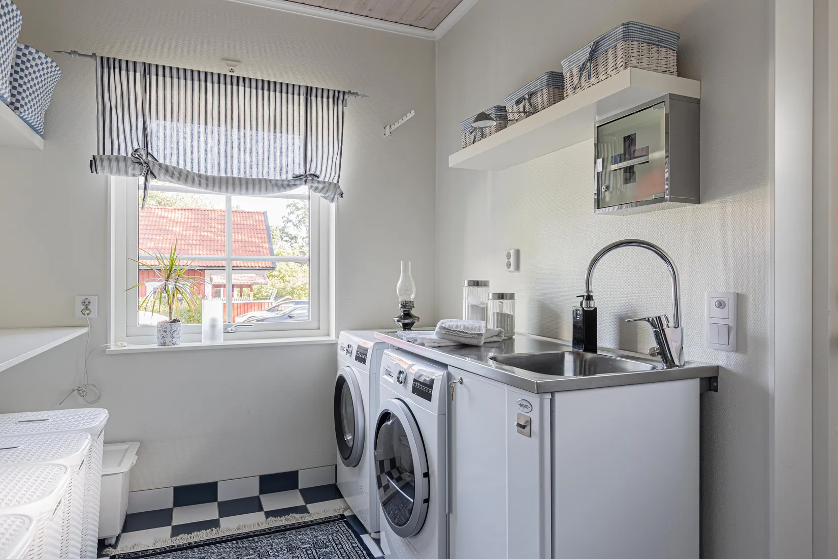 Villa, Kråkskärsvägen 11, Tidö-Lindö, Västerås