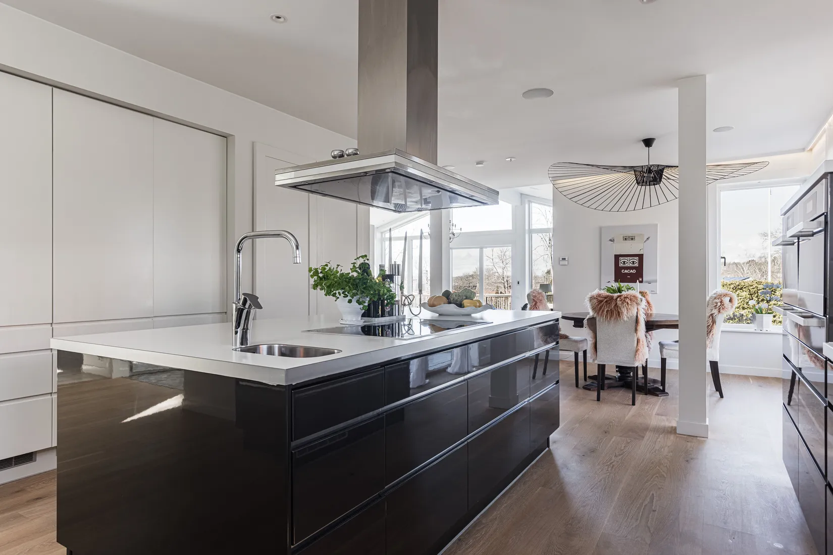 Villa, Mikaelsvägen 11, Österskär, Österåker