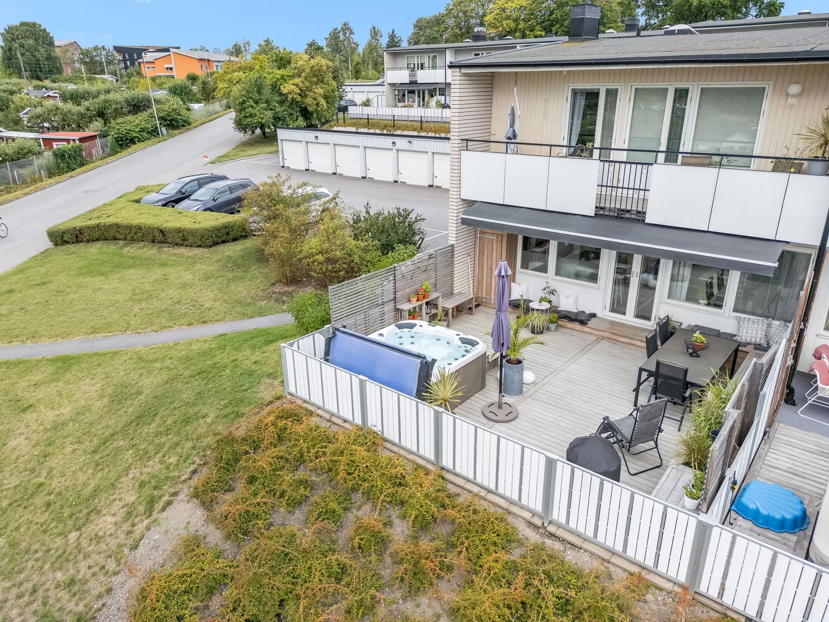 Radhus, Jordbrogatan 35, Skarphagen, Norrköping