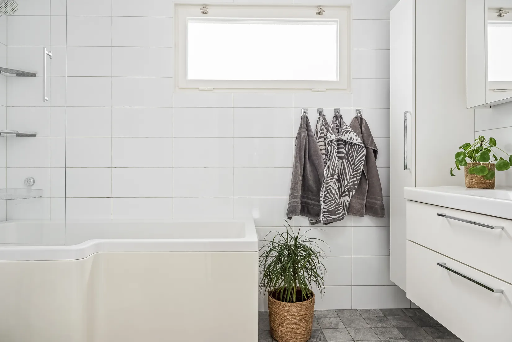 Radhus, Jordbrogatan 35, Skarphagen, Norrköping