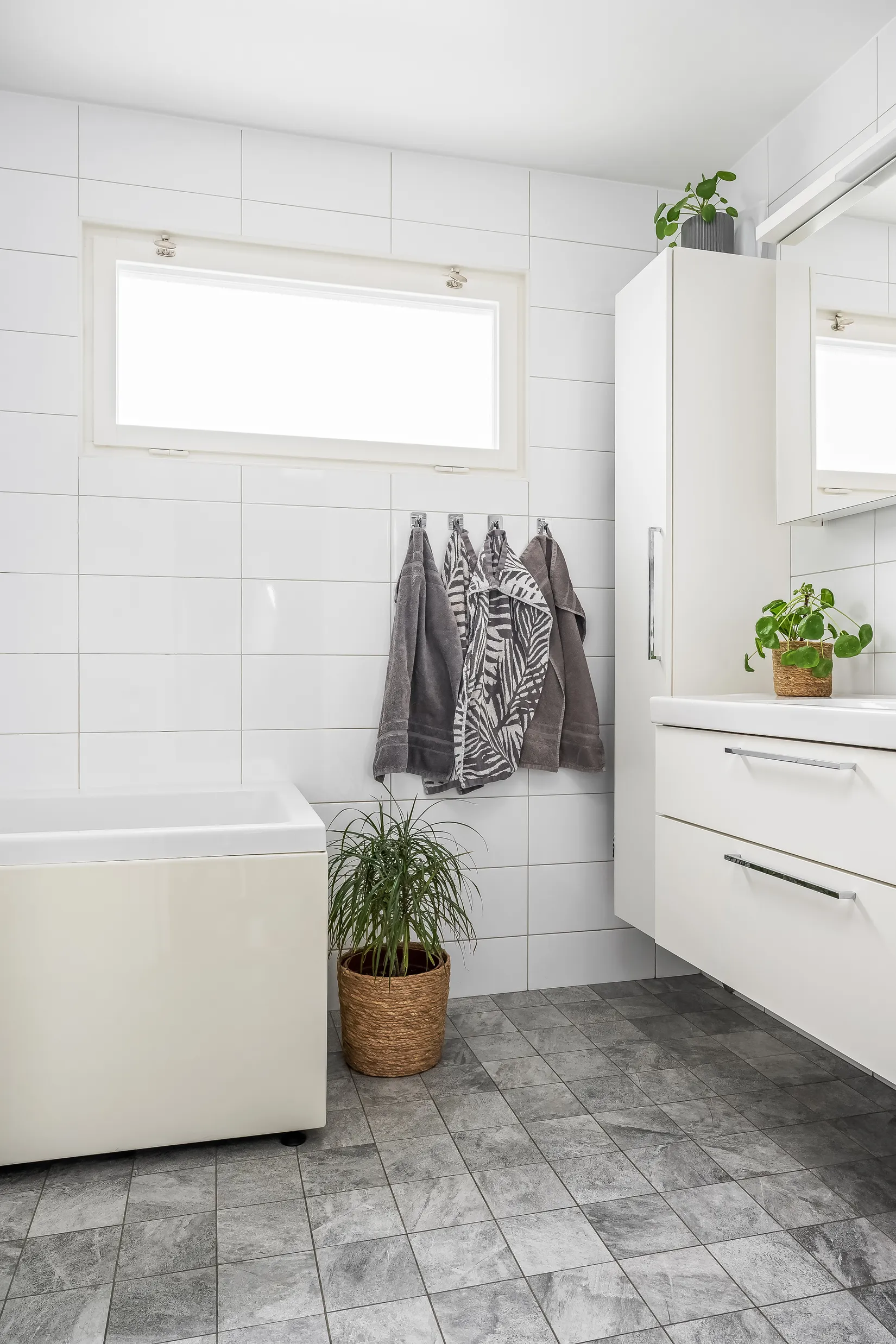 Radhus, Jordbrogatan 35, Skarphagen, Norrköping