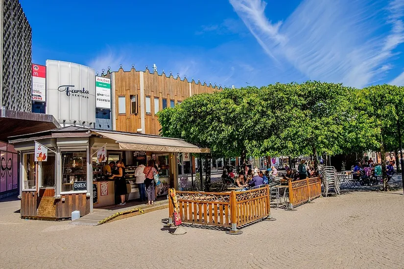 Bostadsrätt, Farstavägen 106, Farsta Centrum, Stockholm