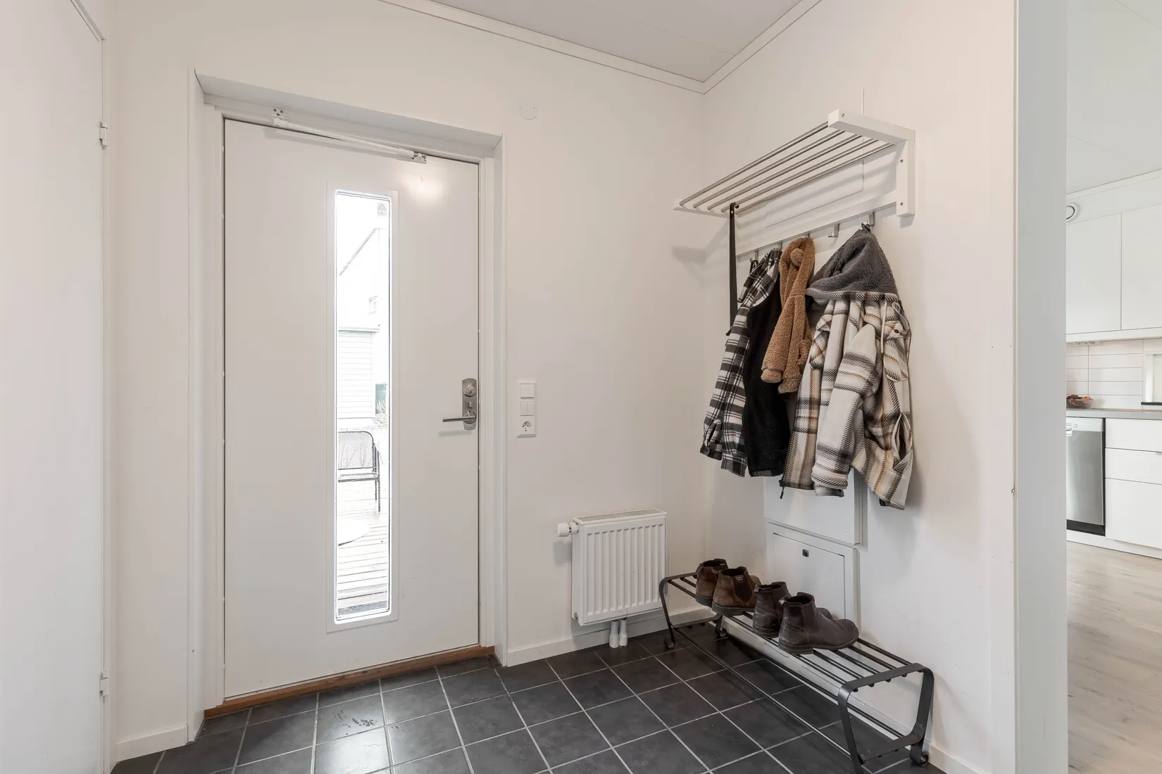 Radhus, Revirvägen 15, Mariefred/Marielundsviken, Strängnäs