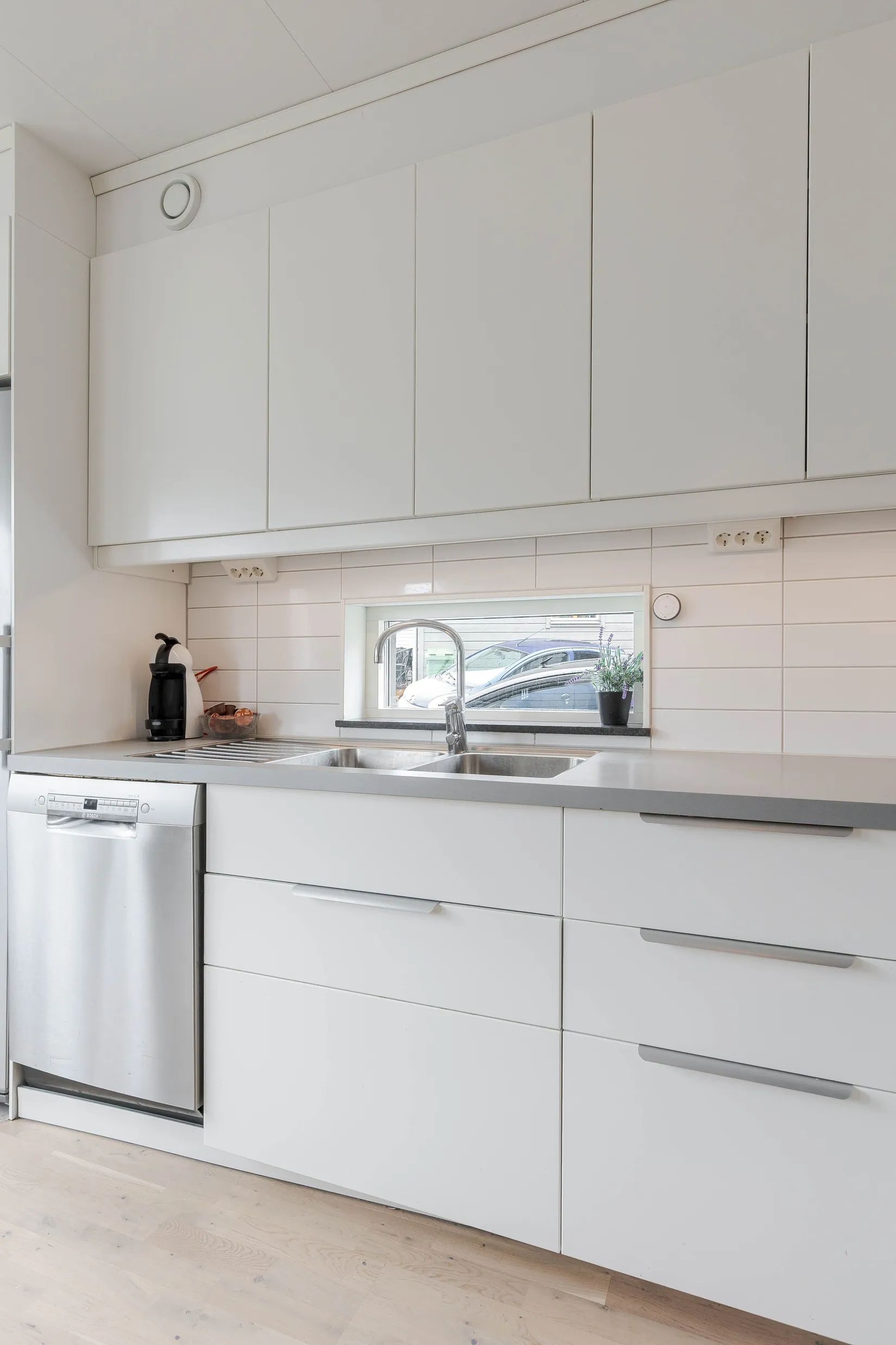 Radhus, Revirvägen 15, Mariefred/Marielundsviken, Strängnäs