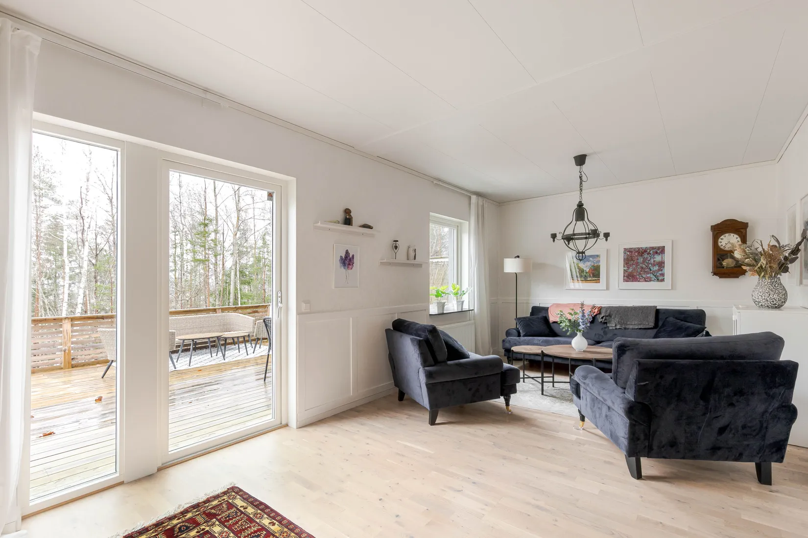 Radhus, Revirvägen 15, Mariefred/Marielundsviken, Strängnäs