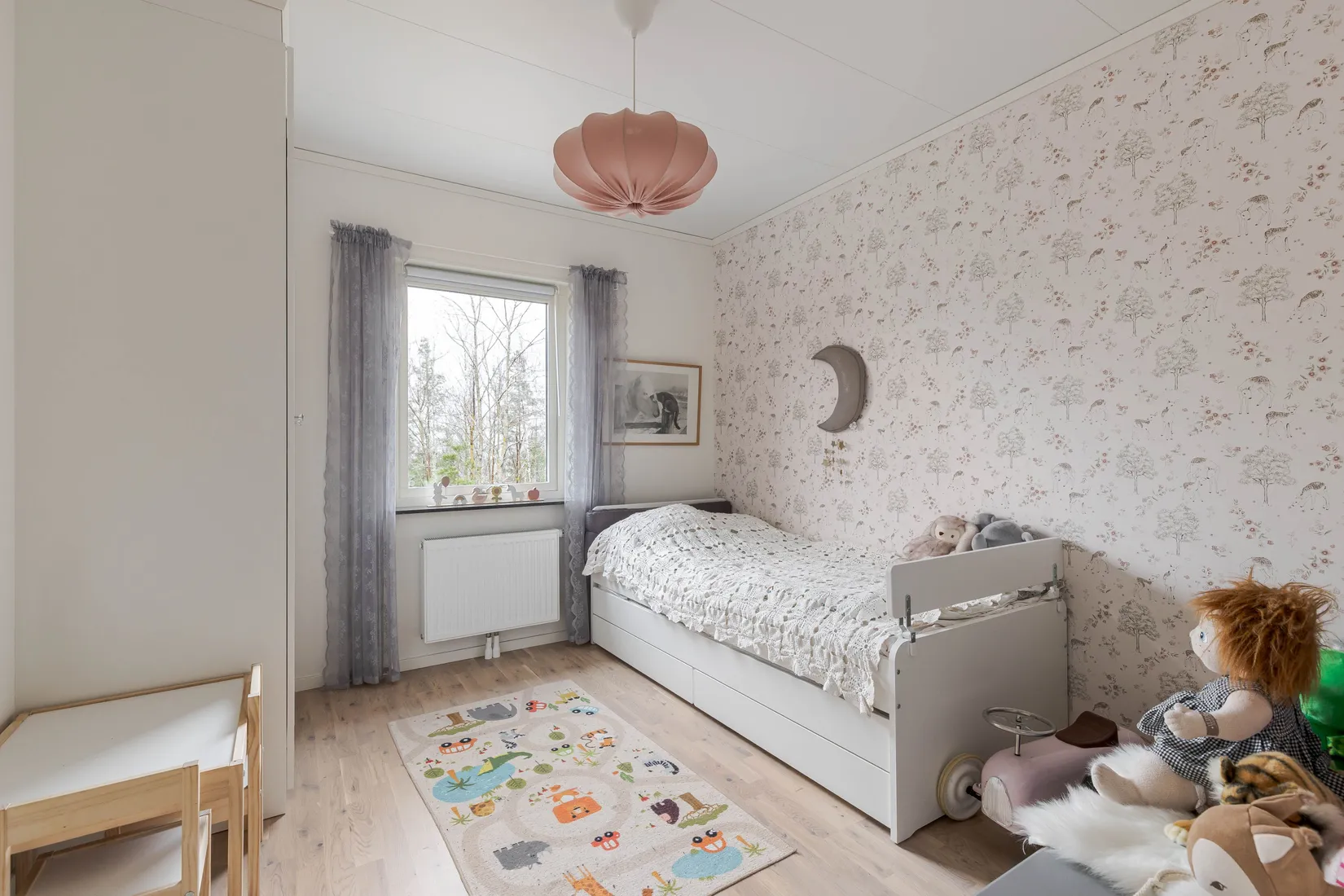 Radhus, Revirvägen 15, Mariefred/Marielundsviken, Strängnäs