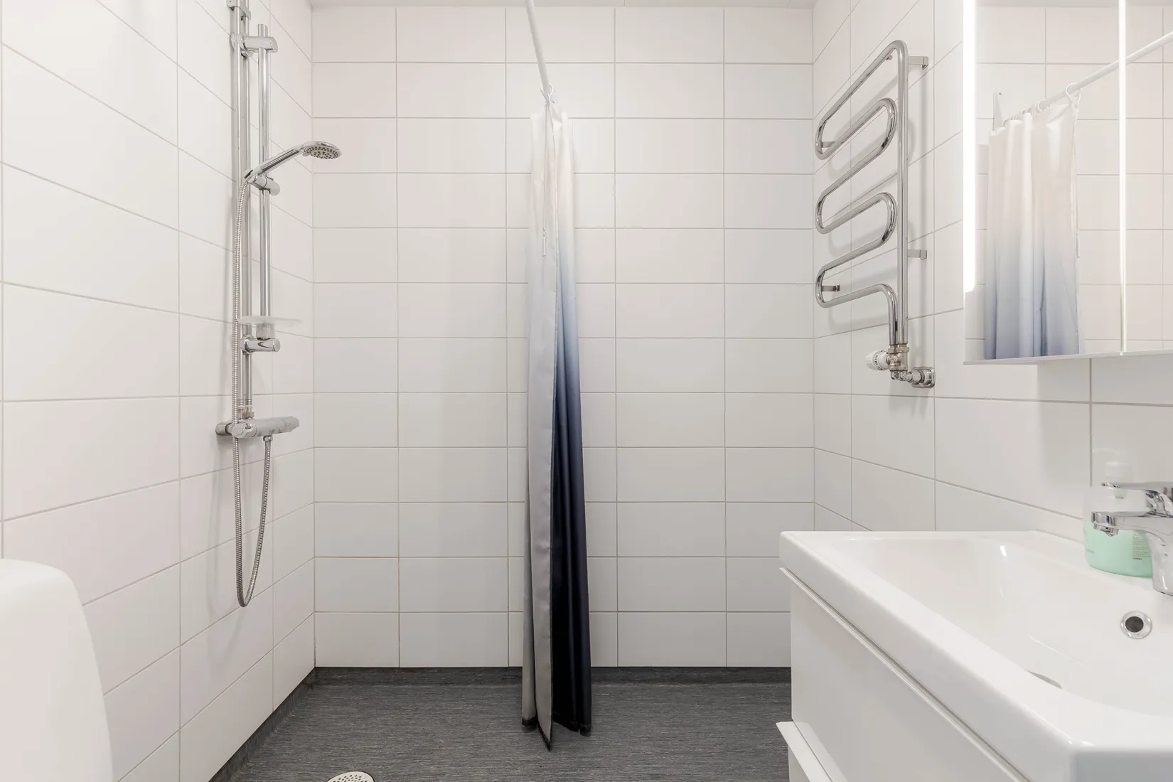 Radhus, Revirvägen 15, Mariefred/Marielundsviken, Strängnäs