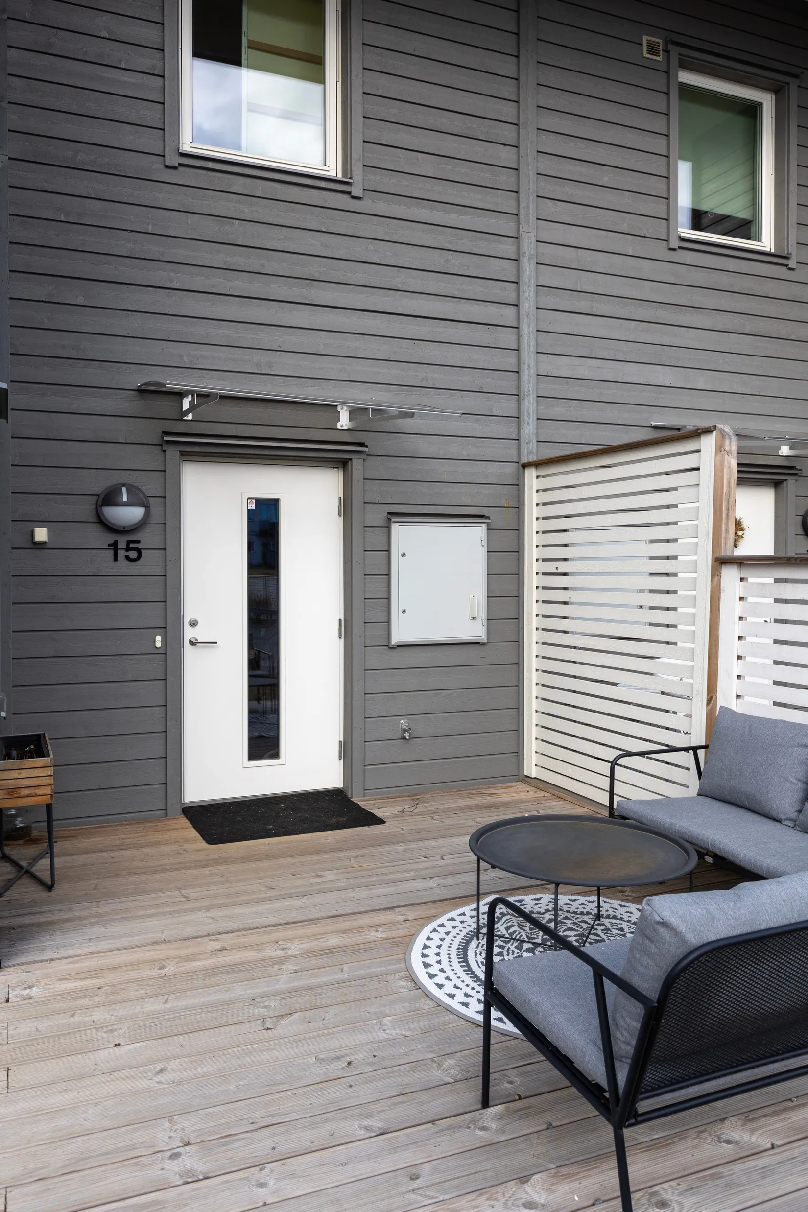 Radhus, Revirvägen 15, Mariefred/Marielundsviken, Strängnäs