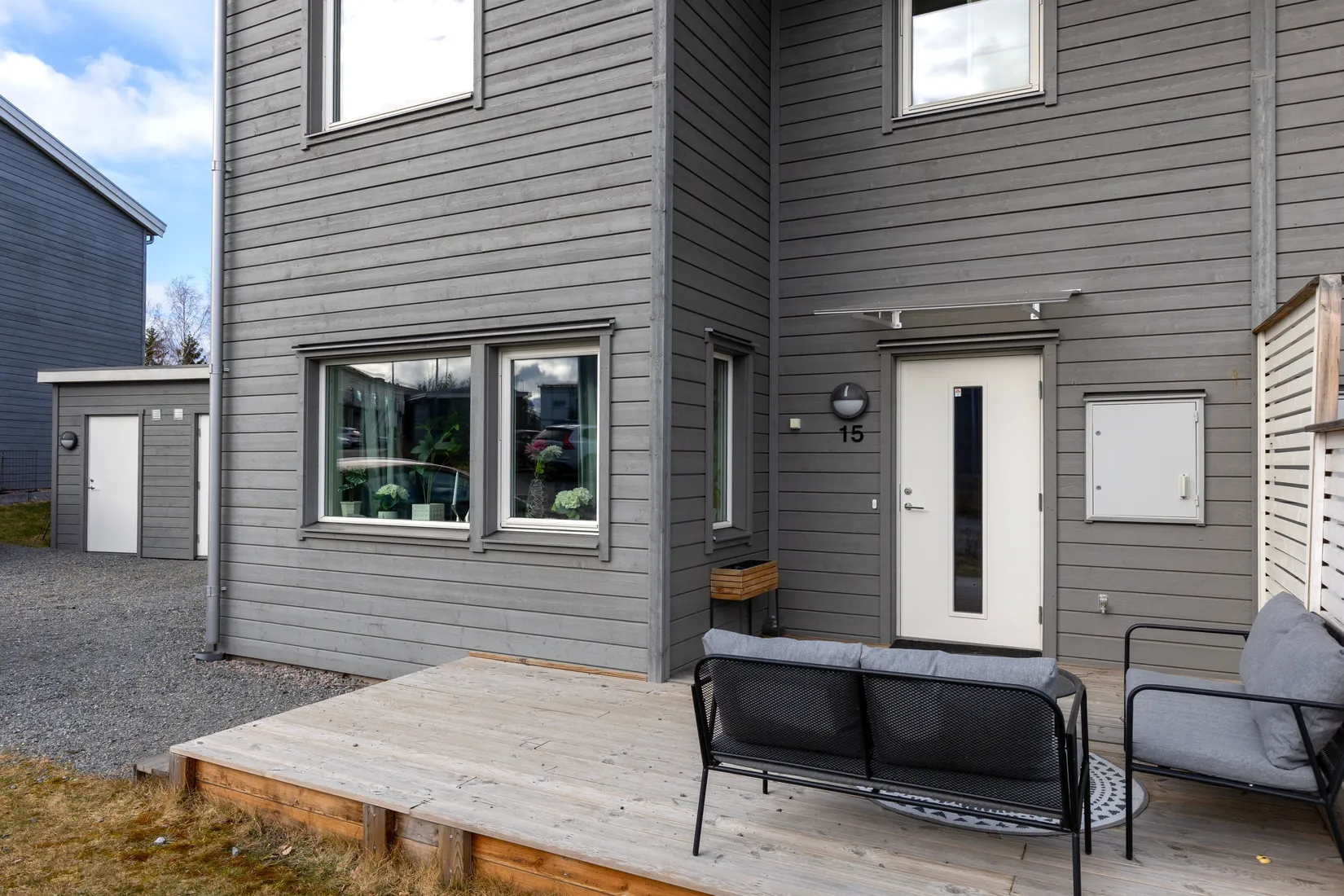 Radhus, Revirvägen 15, Mariefred/Marielundsviken, Strängnäs