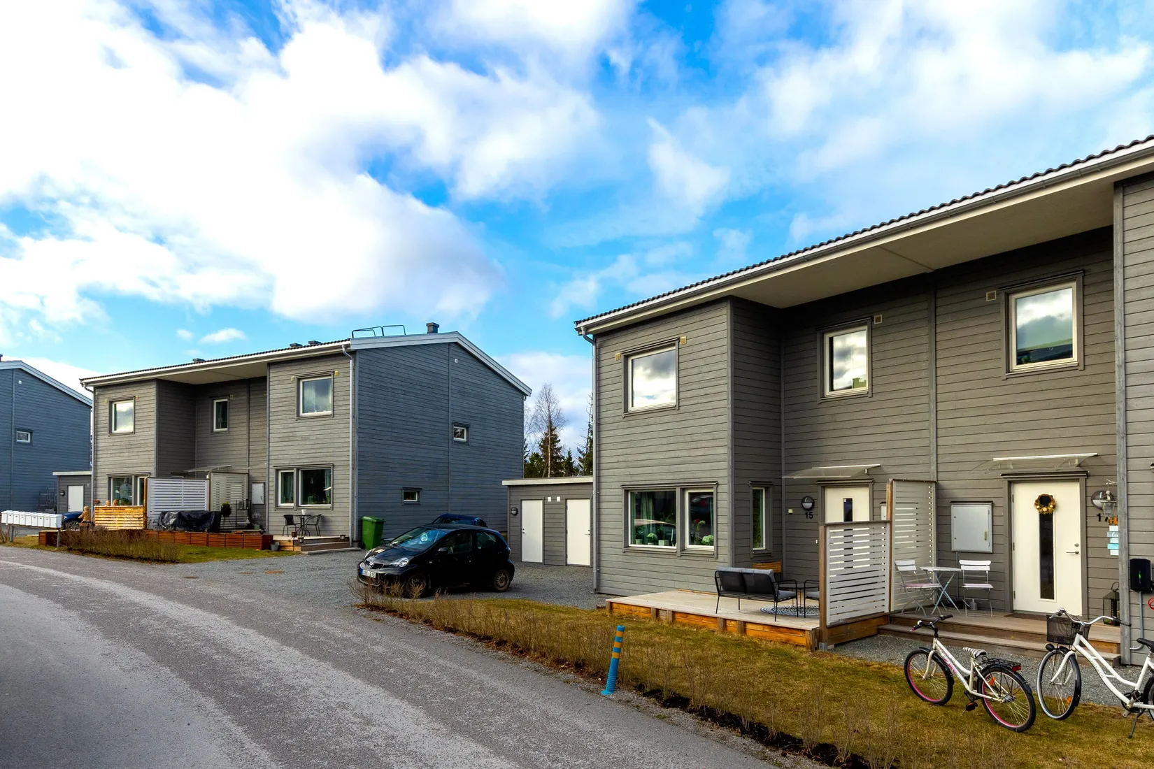 Radhus, Revirvägen 15, Mariefred/Marielundsviken, Strängnäs