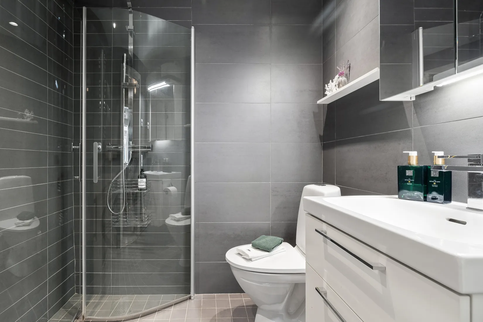 Villa, Brovallsvägen 16, Rydbo, Österåker