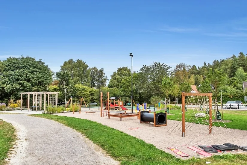 Villa, Åsvägen 7A, Roslags Näsby, Täby