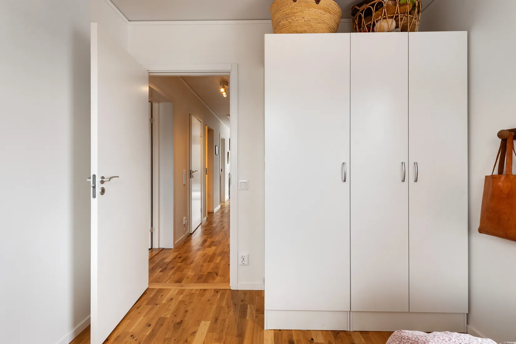 Villa, Lövsångarvägen 41, Margretelund, Österåker