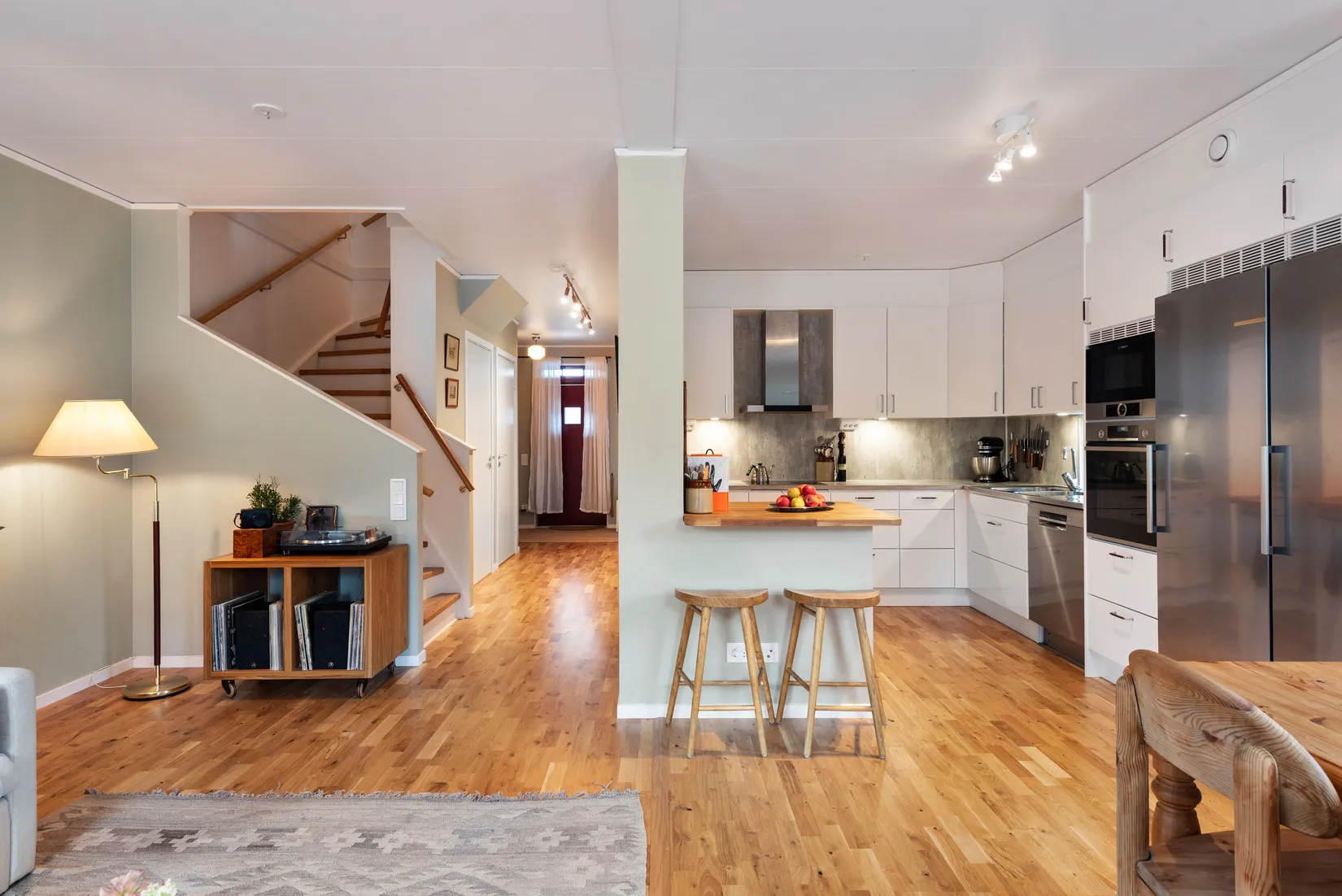 Villa, Lövsångarvägen 41, Margretelund, Österåker