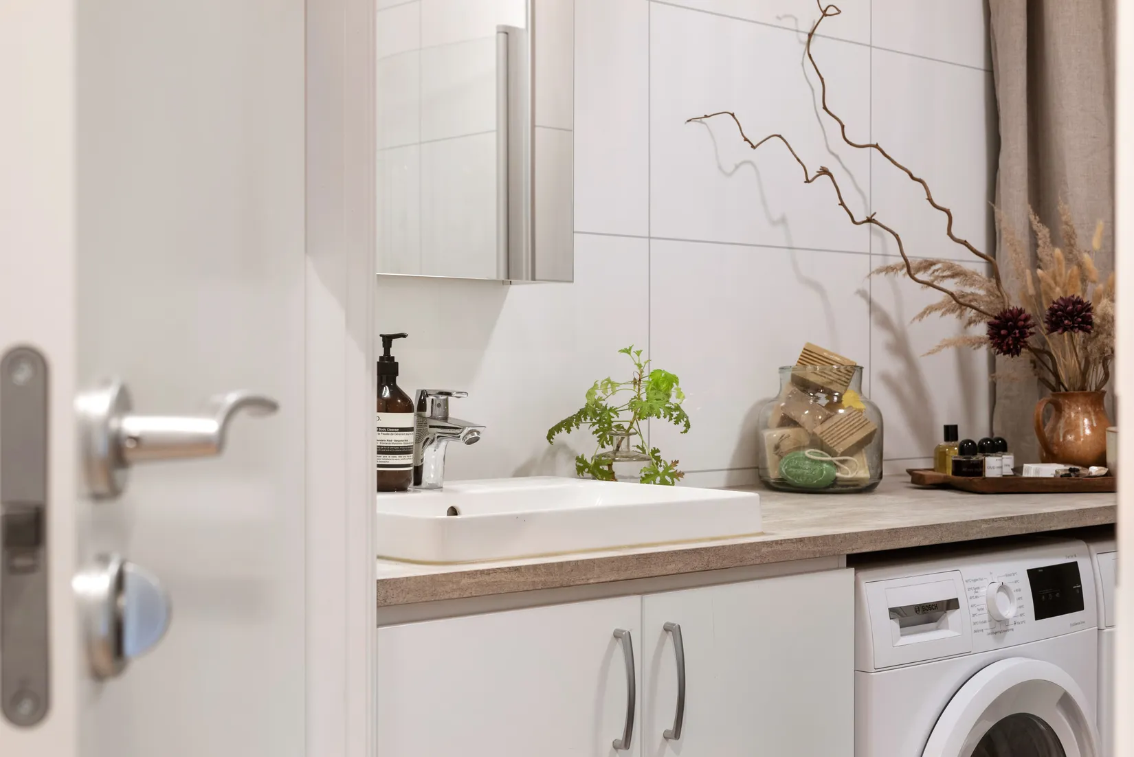 Villa, Lövsångarvägen 41, Margretelund, Österåker