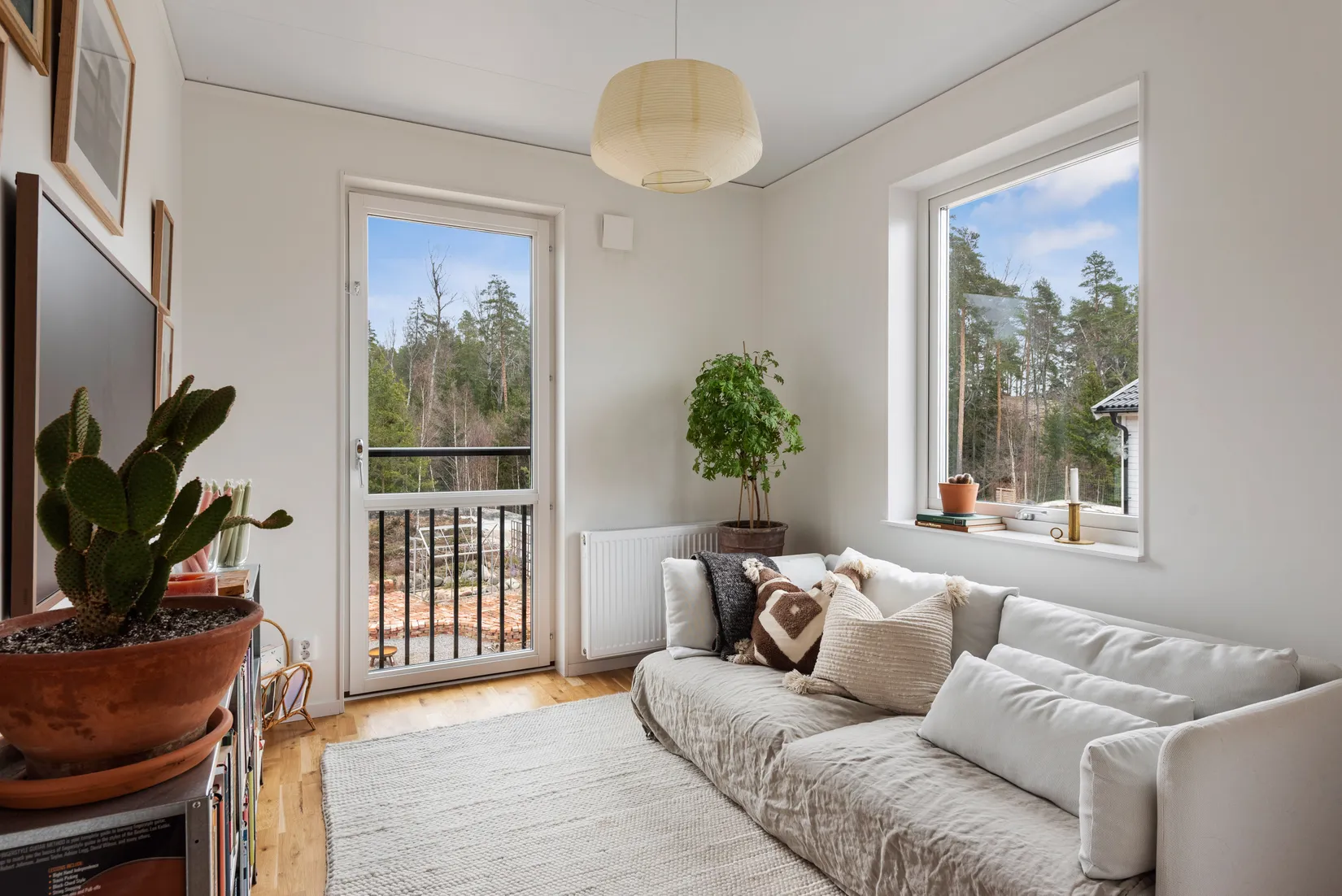 Villa, Lövsångarvägen 41, Margretelund, Österåker