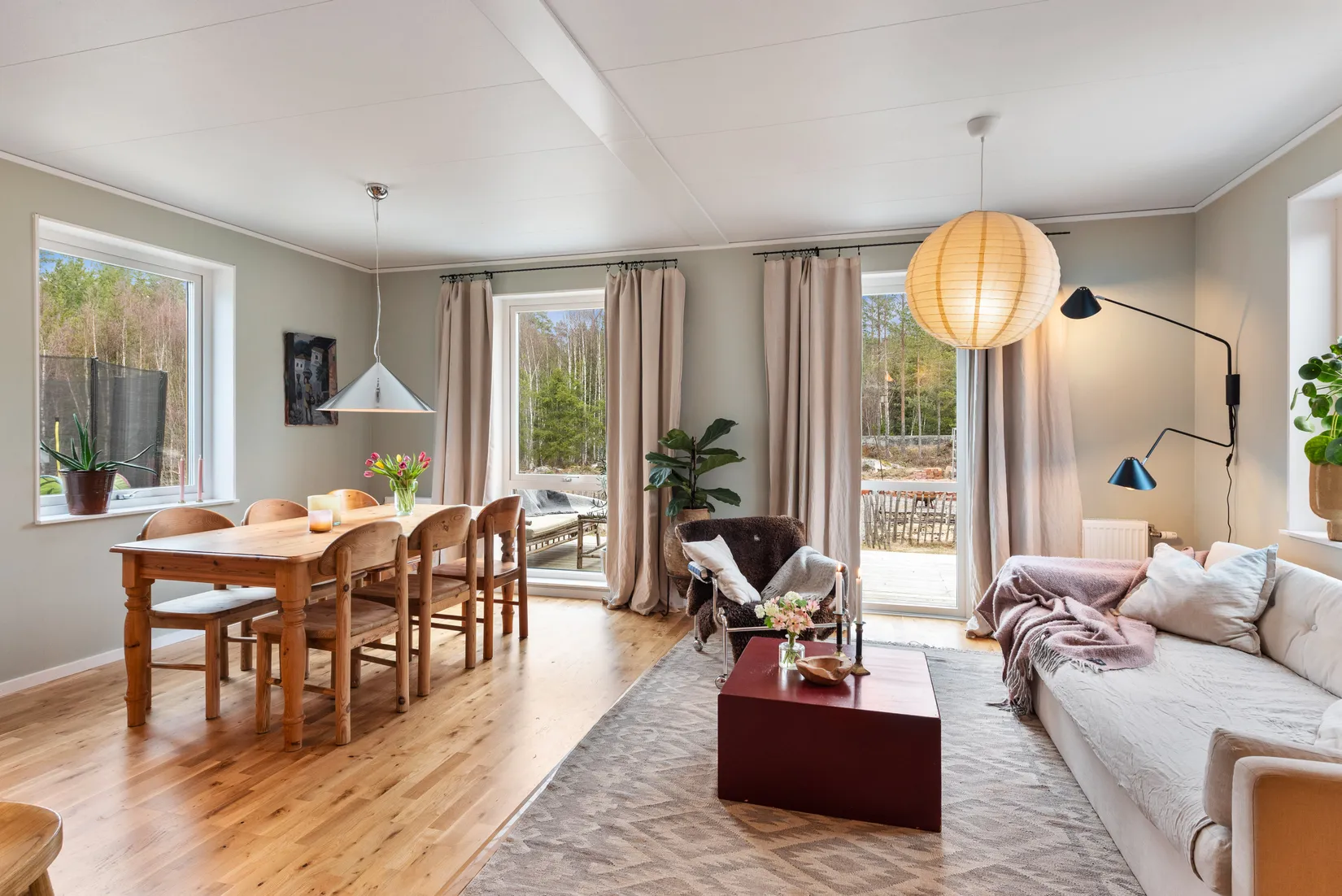 Villa, Lövsångarvägen 41, Margretelund, Österåker