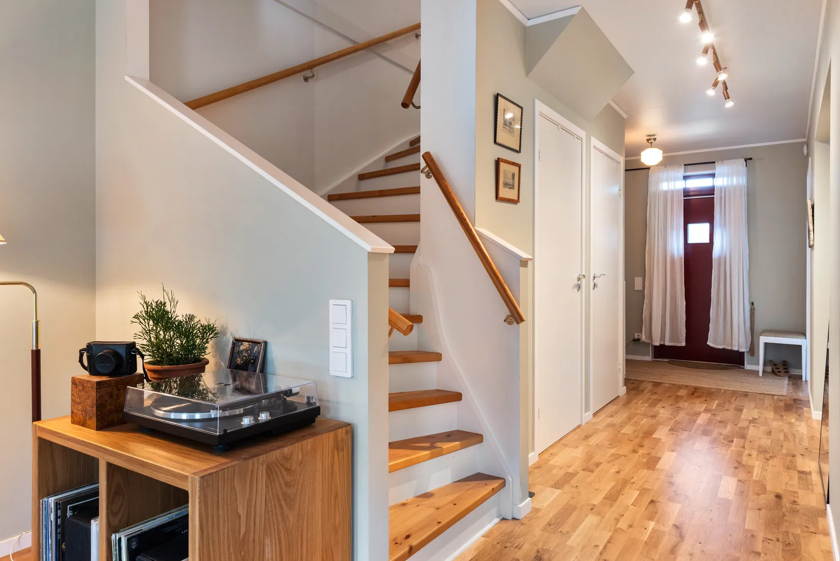 Villa, Lövsångarvägen 41, Margretelund, Österåker