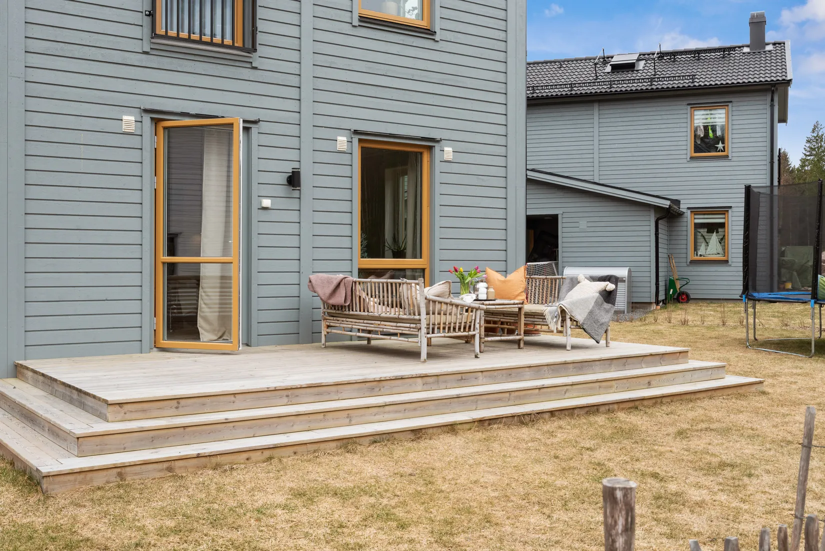 Villa, Lövsångarvägen 41, Margretelund, Österåker