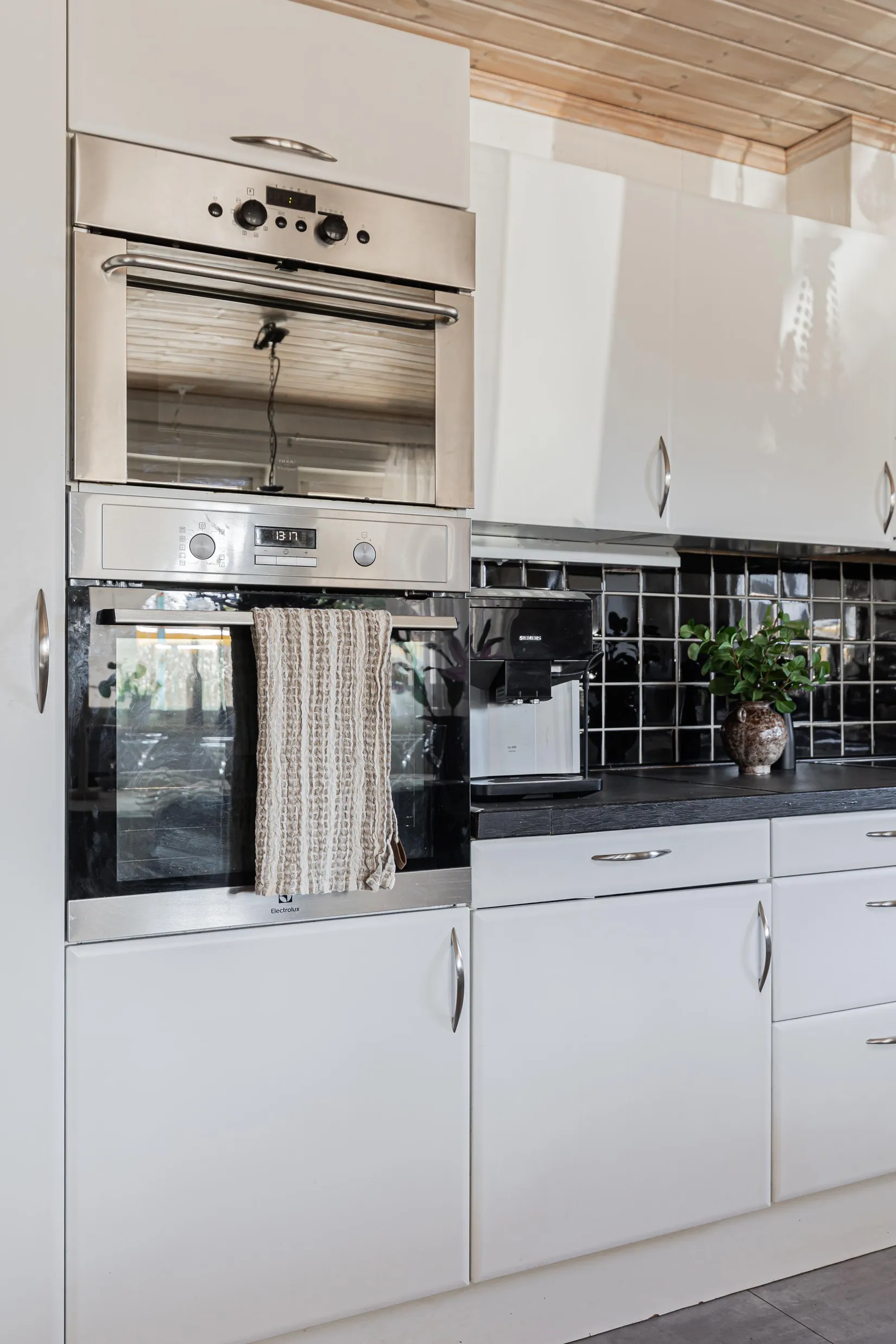 Villa, Närkevägen 9, Gryta, Västerås