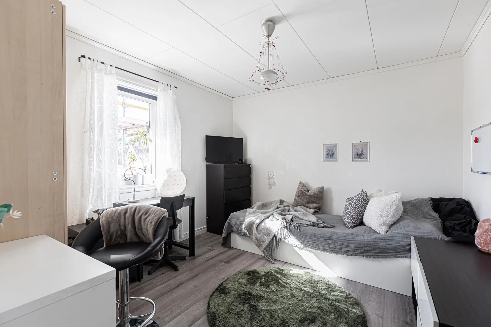 Villa, Närkevägen 9, Gryta, Västerås