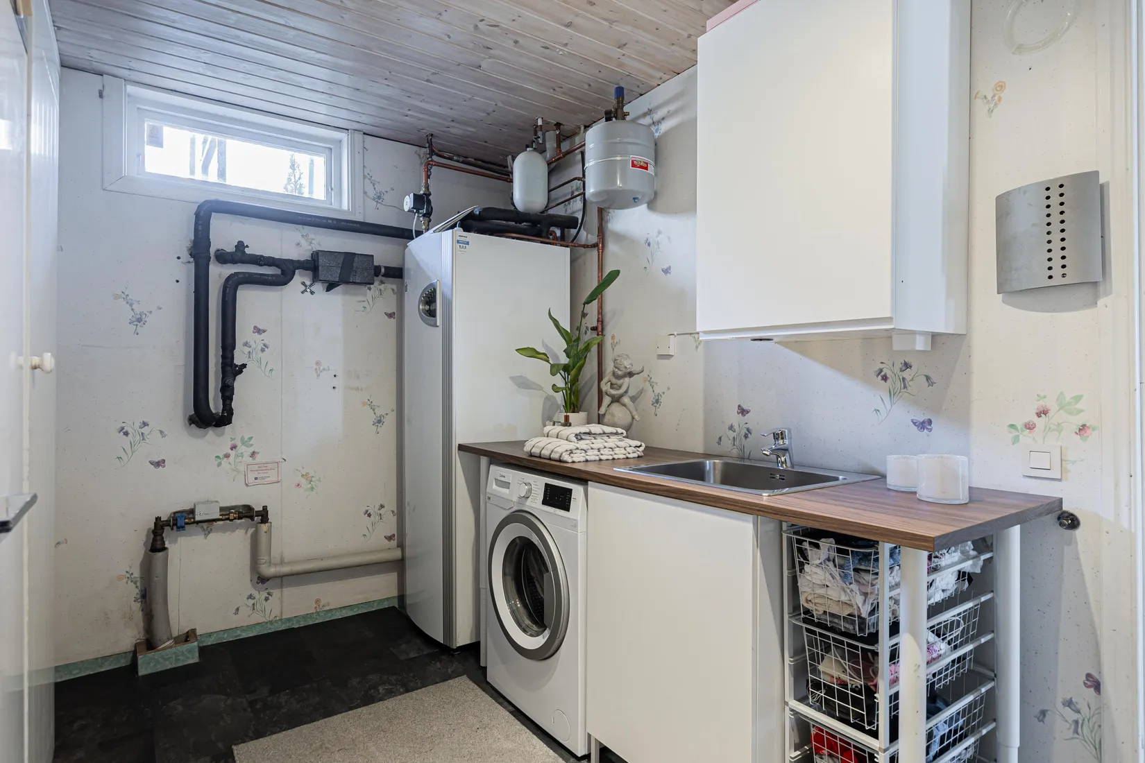 Villa, Närkevägen 9, Gryta, Västerås