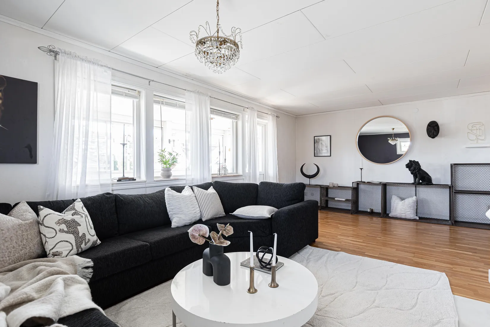 Villa, Närkevägen 9, Gryta, Västerås