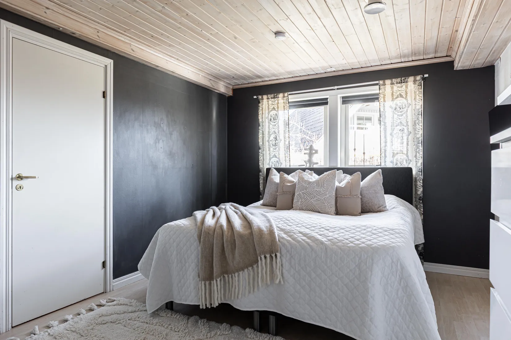 Villa, Närkevägen 9, Gryta, Västerås