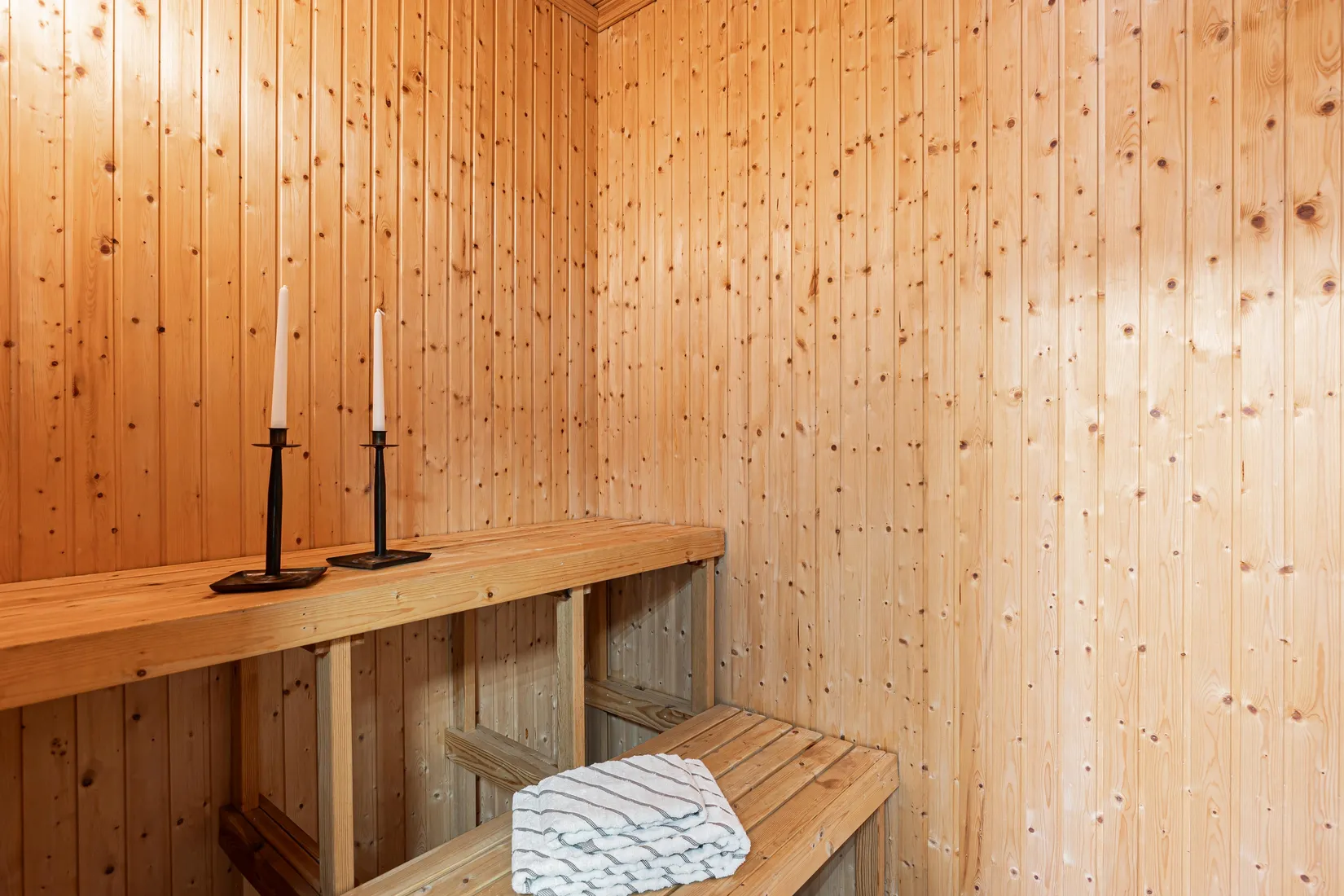 Villa, Närkevägen 9, Gryta, Västerås