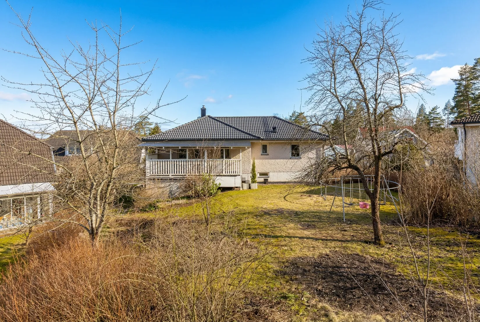 Villa, Närkevägen 9, Gryta, Västerås