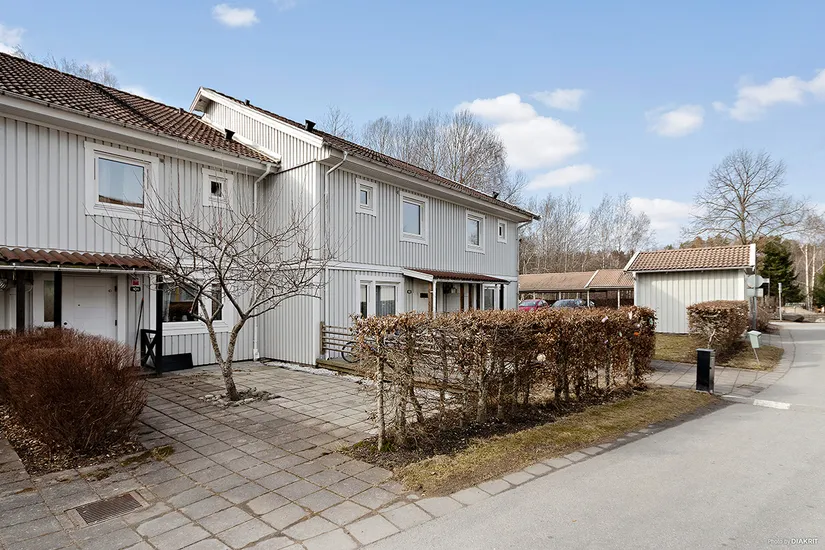 Bostadsrätt, Radhus, Mosshagestigen 101, Salem